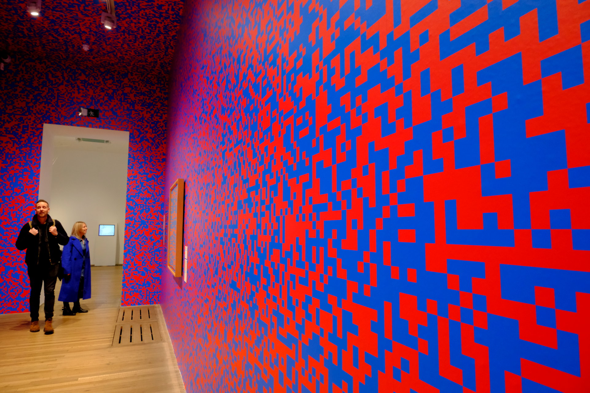 E2_DSCF0992_edit_crop_scale_85