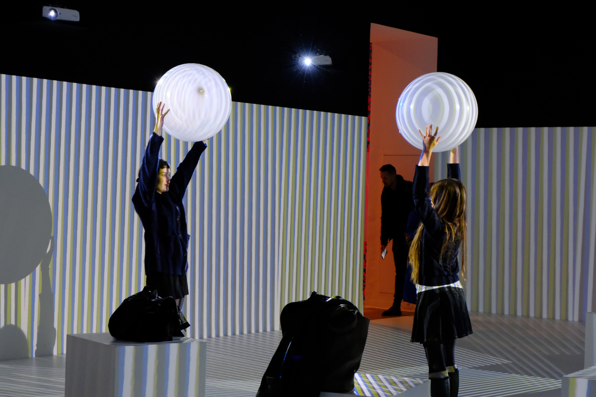 E2_DSCF1002_edit_crop_scale_93