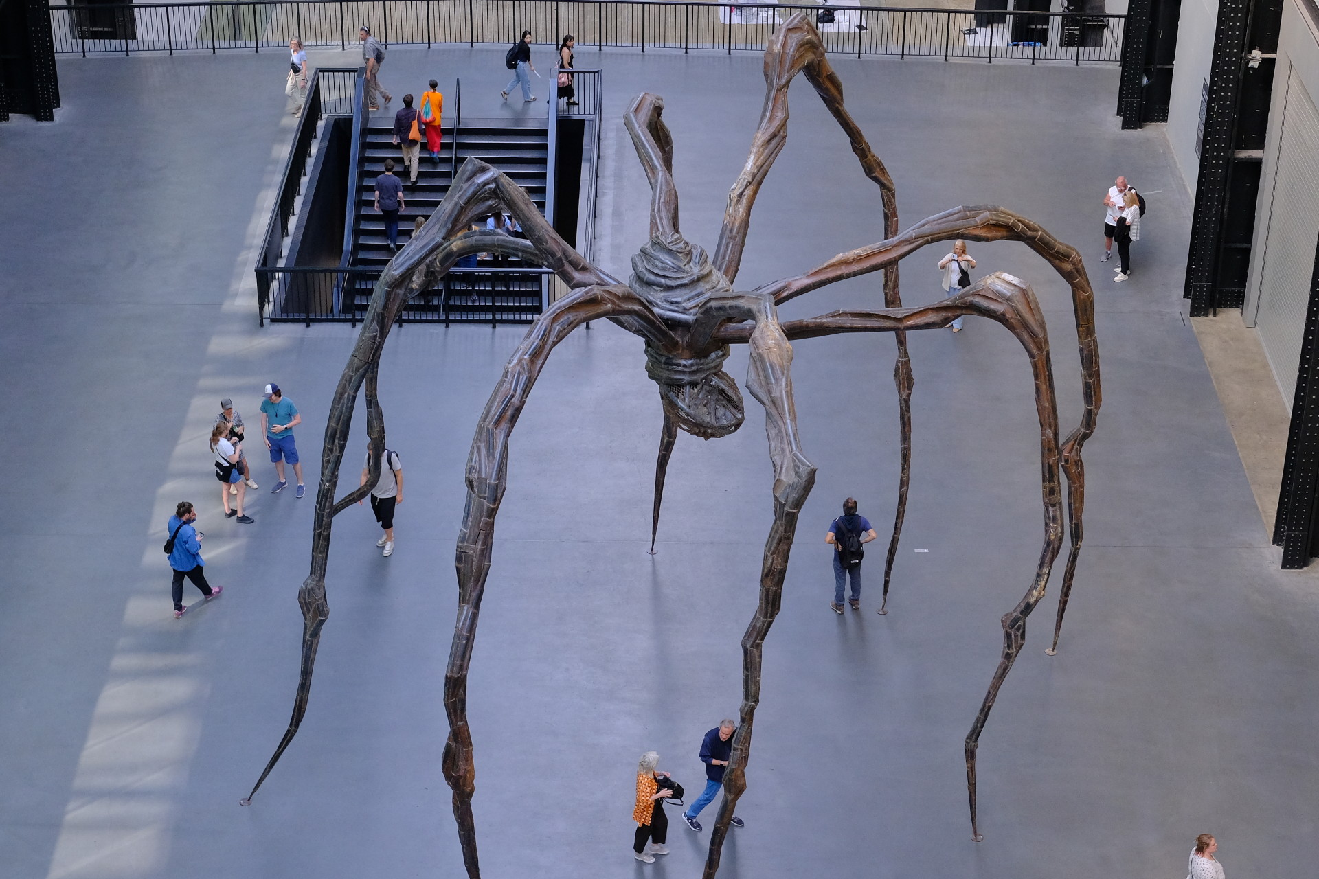 E2_DSCF3349b_edit_copy_scale_90